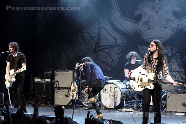 THE DEAD WEATHER - 2009-06-29 - PARIS - La Cigale - Alison Nicole Mosshart - John Anthony Gillis [Jack White] - Dean Anthony Fertita - Jack Michael Lawrence